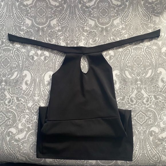 Juniors Cheryl Creation Black Halter Tight Party Dress Size: Small - Picture 4 of 6